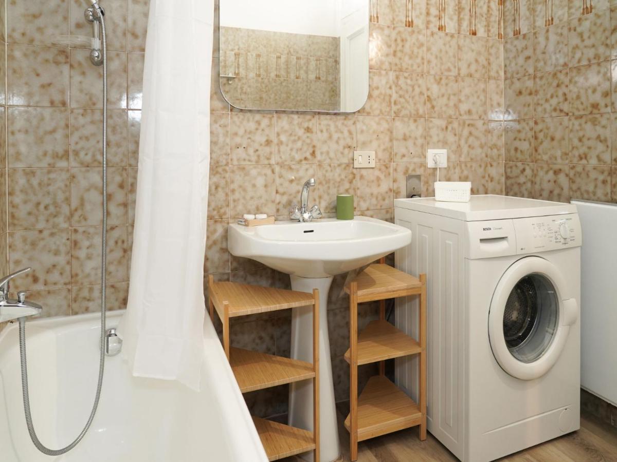 Studio Hermitage-4 By Interhome Porto Valtravaglia Zewnętrze zdjęcie