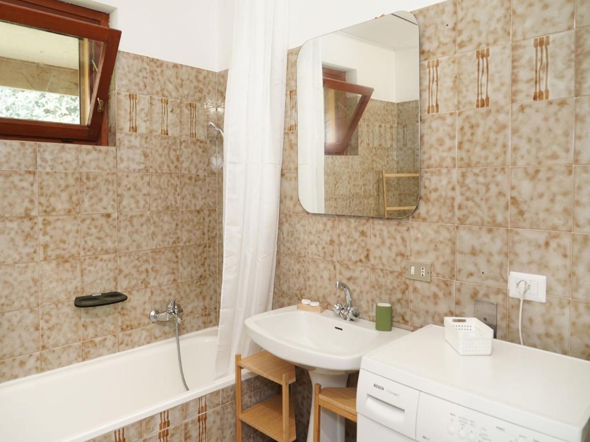 Studio Hermitage-4 By Interhome Porto Valtravaglia Zewnętrze zdjęcie
